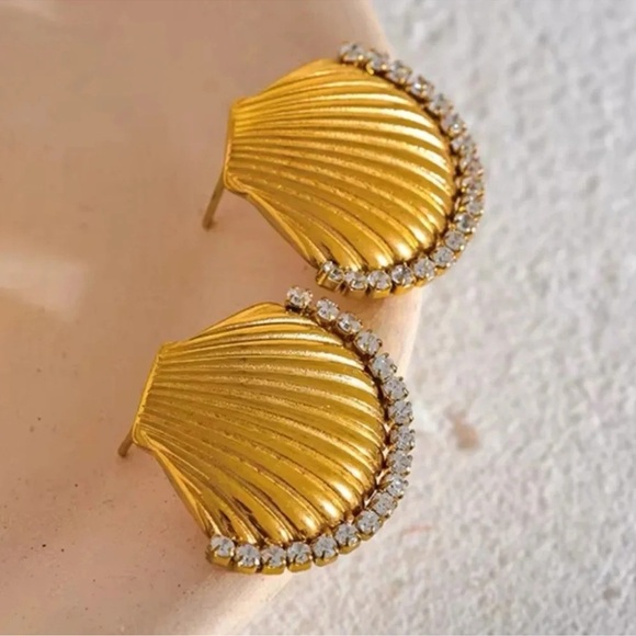 Anthropologie Seashell 18K Gold Stainless Steel Waterproof Crystal Earrings - Picture 4 of 10
